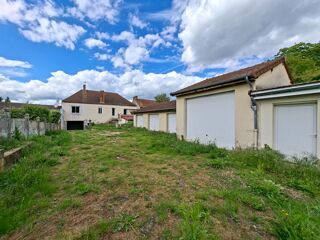  Immeuble à vendre 10 pièces 268 m² Perrecy les forges