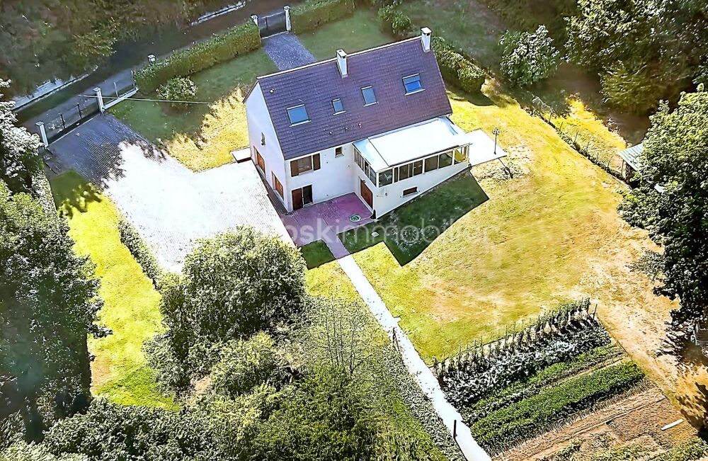 Magnifique oasis familiale avec vue dégagée au coeur de la campagne à Coutevroult