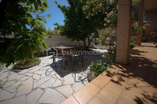  Villa à vendre 9 pièces 153 m²