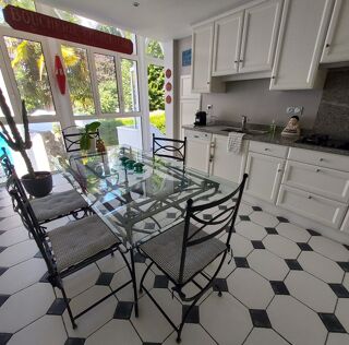  Appartement � vendre 7 pi�ces 207 m�