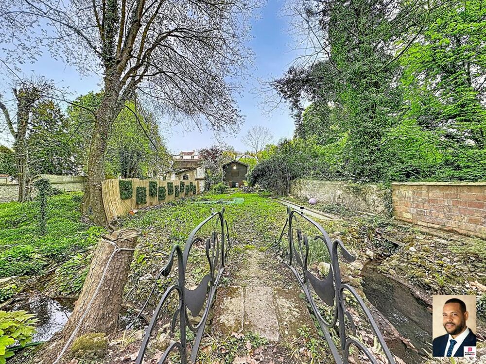 Vente Terrain Site de prestige - Un cadre naturel pittoresque en bord de rivière Yerres