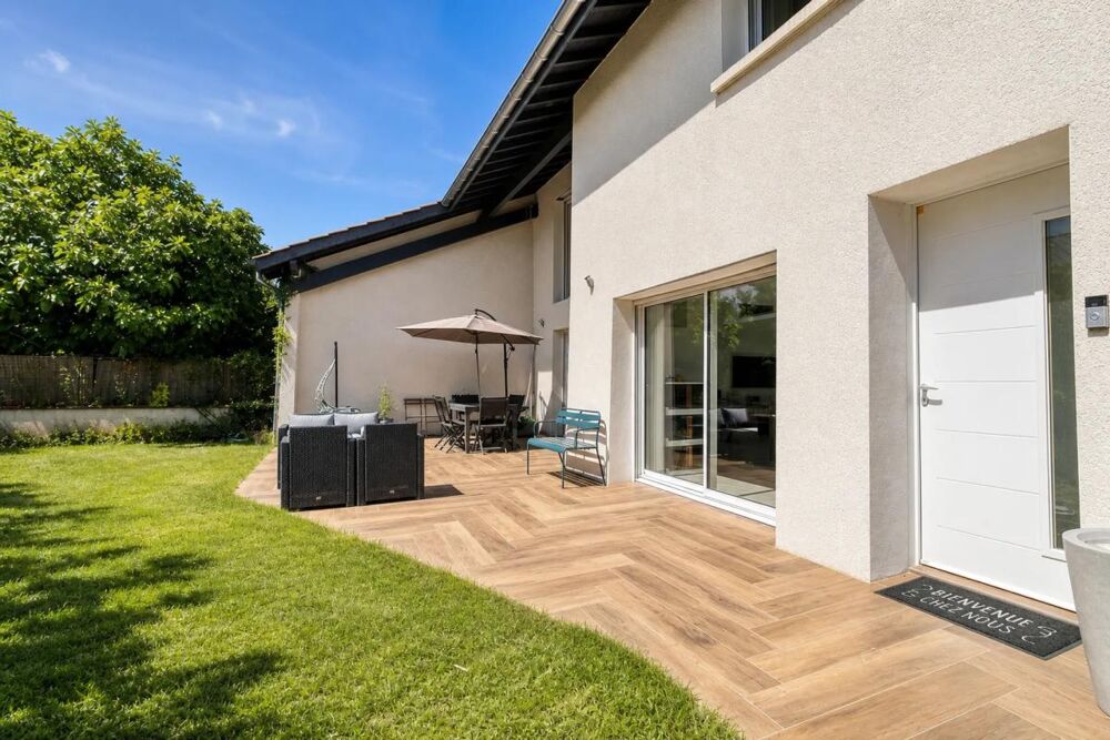 Vente Maison Moidieu-Détourbe - Ancienne grange de 160 m² réinventée Moidieu detourbe