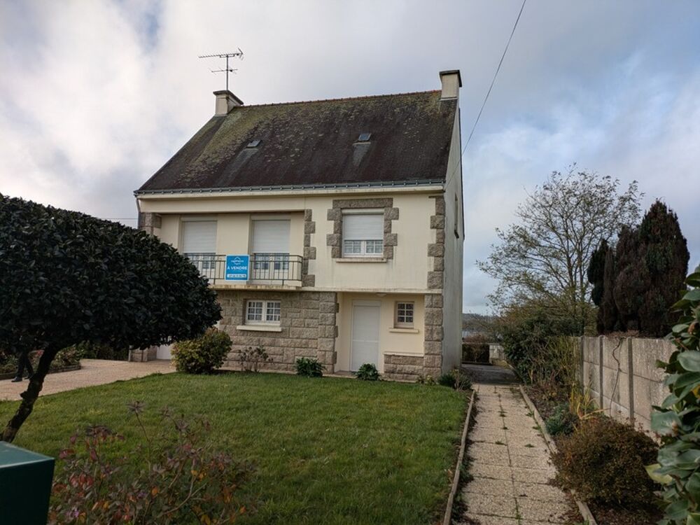 SÉGLIEN JOLIE MAISON EN REZ DE CHAUSSEE SURELEVE AVEC VIE DE PLAIN PIED DE 95 M² ENVIRON 4 PIÈCES PARCELLE DE 800M² ENVIRON