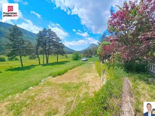  Villa  vendre 6 pices 142 m