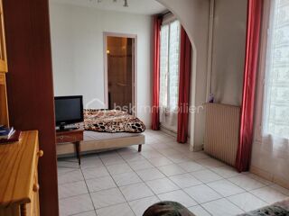  Immeuble à vendre 11 pièces 270 m²