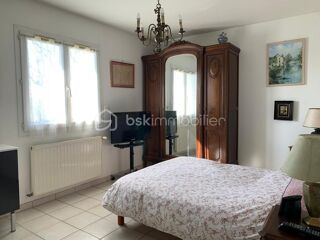  Villa  vendre 7 pices 140 m