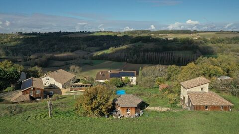 À VENDRE  Ensemble immobilier d'exception en pierre avec fonds de commerce bien-être et vue panoramique 1266000 47000 Agen