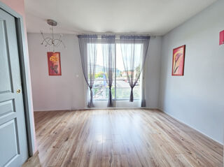  Immeuble  vendre 3 pices 90 m