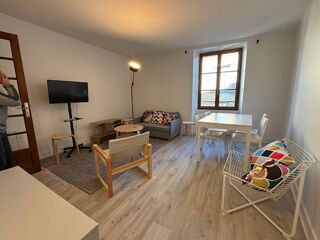  Appartement à louer 3 pièces 46 m²