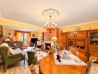 Vente Maison Maison Ecquevilly 6 pièce(s) 180 m2 Ecquevilly