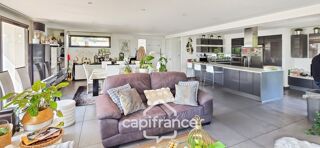  Villa � vendre 7 pi�ces 240 m�