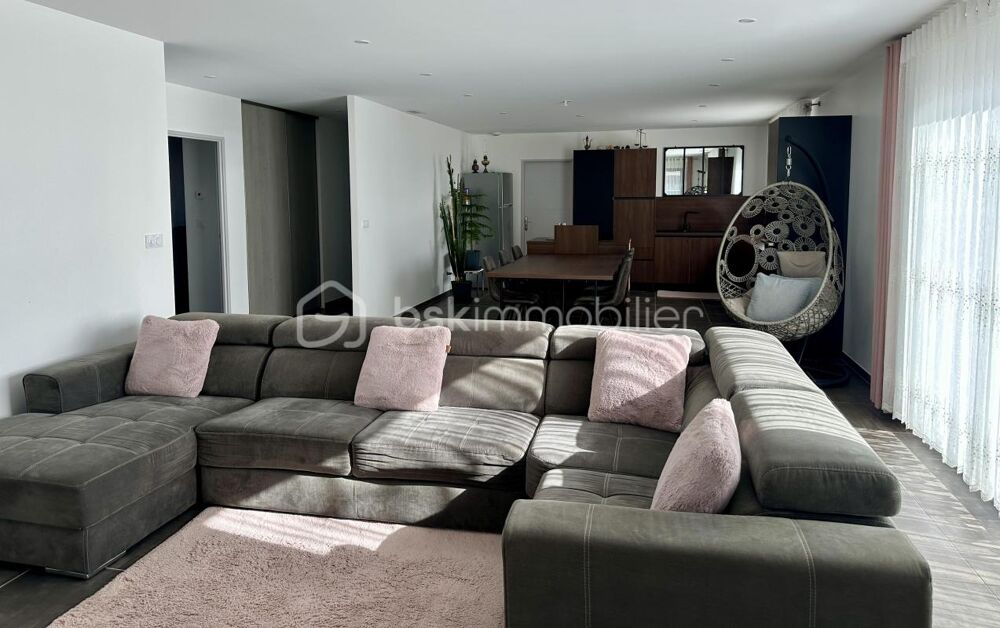 Villa contemporaine de plain-pied t4 piscine