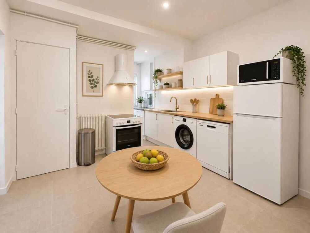 Vente Appartement Appartement 2 pièces avec charme de l'ancien à Pigalle Paris 18