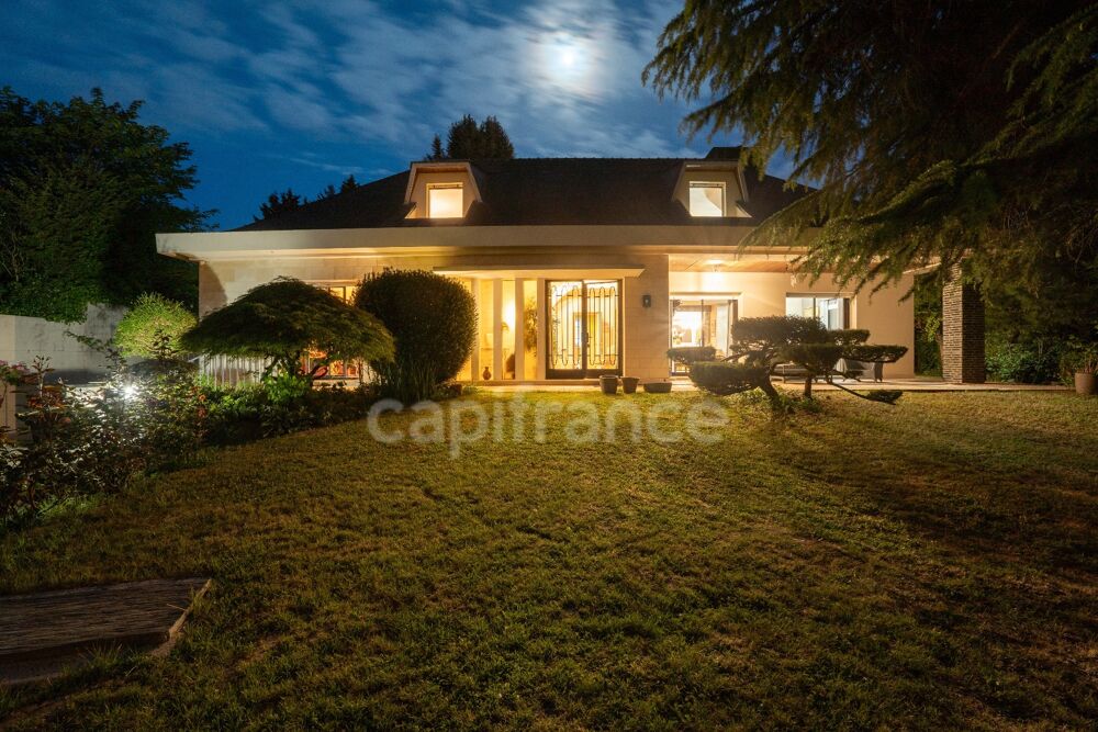 à vendre  Propriété/château Saumur (49400)