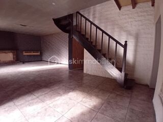  Propriété/château à vendre 4 pièces 110 m²