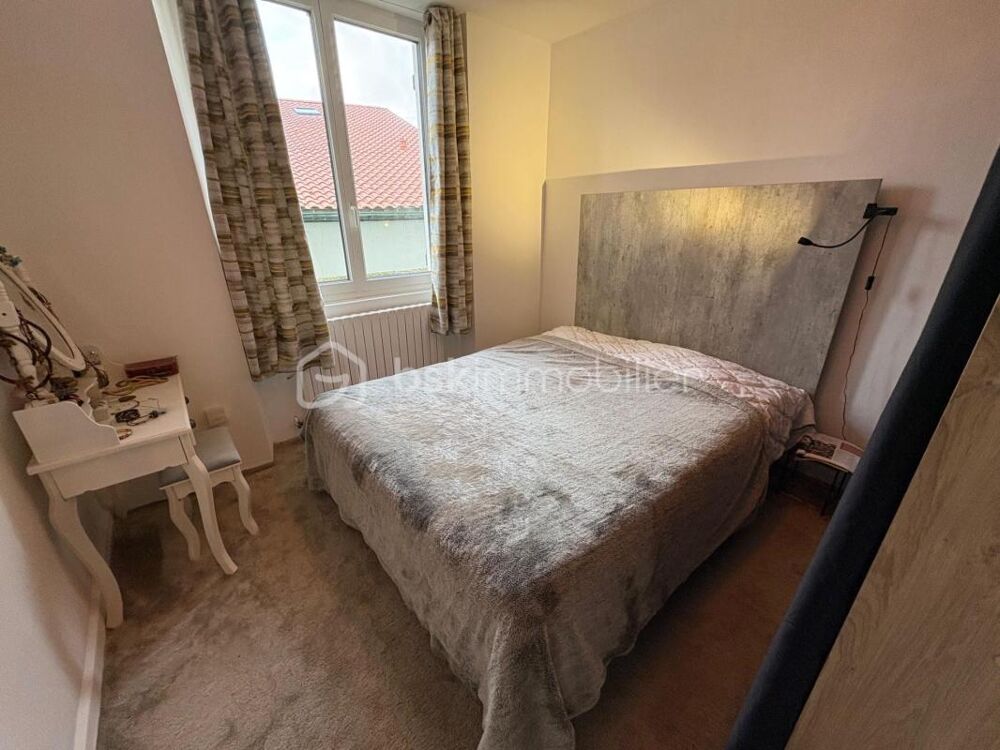 Charmant appartement en vente dans un immeuble de caractère proche de toutes commodités