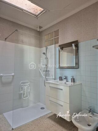  Propriété/château à vendre 4 pièces 124 m²