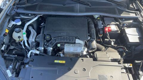 C5 X 1.2 PureTech 130 EAT8 Shine - 5 places Automatique 2023 occasion 33500 Libourne