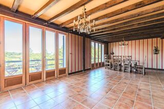  Maison à vendre 8 pièces 145 m²