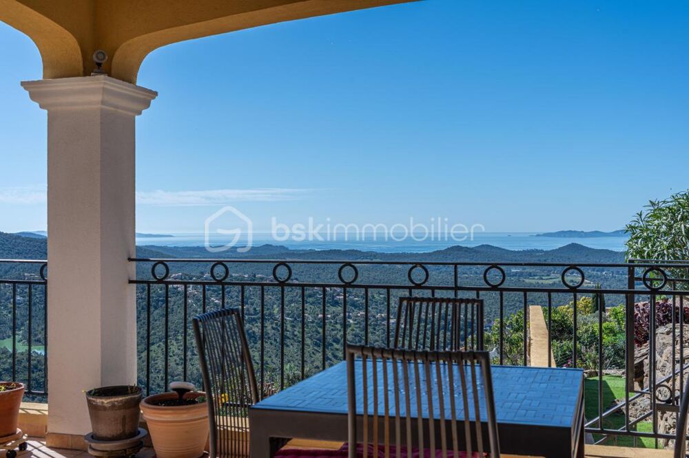 � vendre  Propri�t�/ch�teau La Londe-les-Maures (83250)