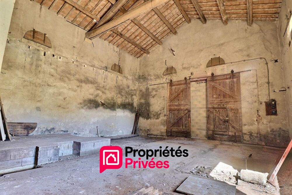 Vente Remise/Grange A 8km d'Uzès, Bâtiment agricole Uzes