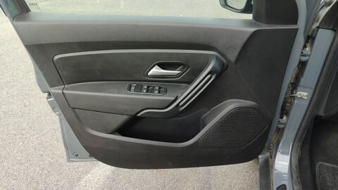 Duster 1.3 TCe 130 Expression - Premi&egrave;re main Entretien constructeu 2023 occasion 35000 Rennes