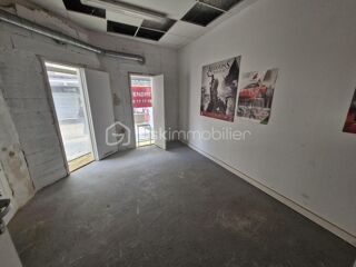  Immeuble à vendre 15 + pièces 476 m² Bordeaux