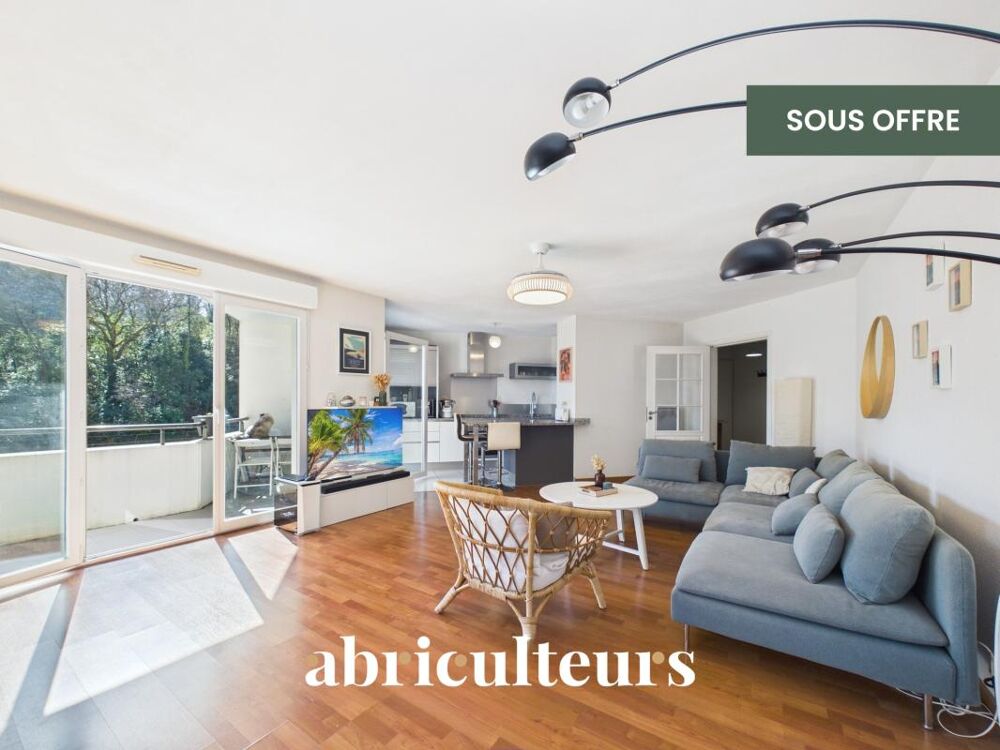 Vente Appartement Appartement lumineux avec grande terrasse en vente à Bayonne-Quartier Mousserolles Bayonne