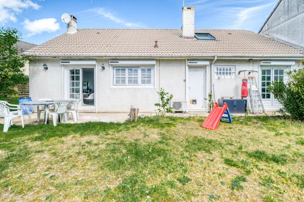 Vente Maison Christophe Michaudelle – EXCLUSIVITE CAPIFRANCE - vous propose à MEAUX proche de toutes commodités à pied : maison - 6 pièces - Meaux