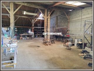  Remise / Grange � vendre 1 pi�ce 180 m� La genetouze