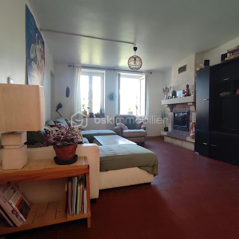 Maison rénovée 103 m²  DPE C  terrain 1 050 m²