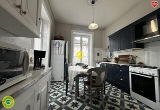  Maison � vendre 9 pi�ces 300 m�