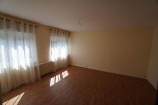 Appartement à louer 1 pièce 34 m²