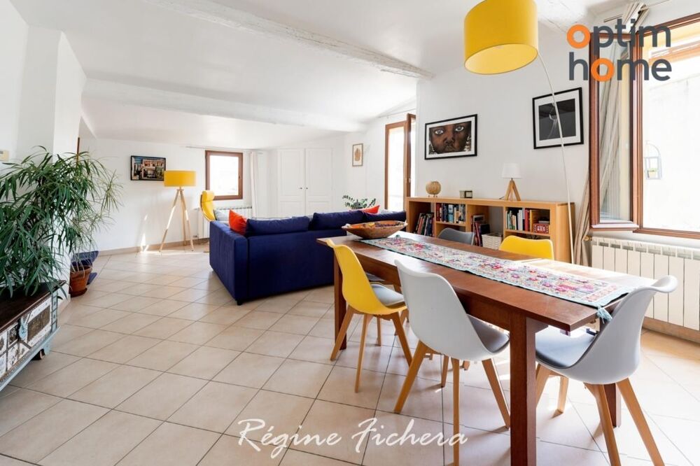 Vente Duplex/Triplex Duplex de charme T3/T4 de 105 m² au cœur du Vieil Aix avec vue dégagée Aix en provence