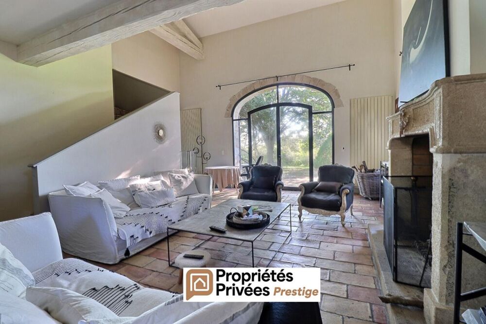 � vendre  Propri�t�/ch�teau Uz�s (30700)