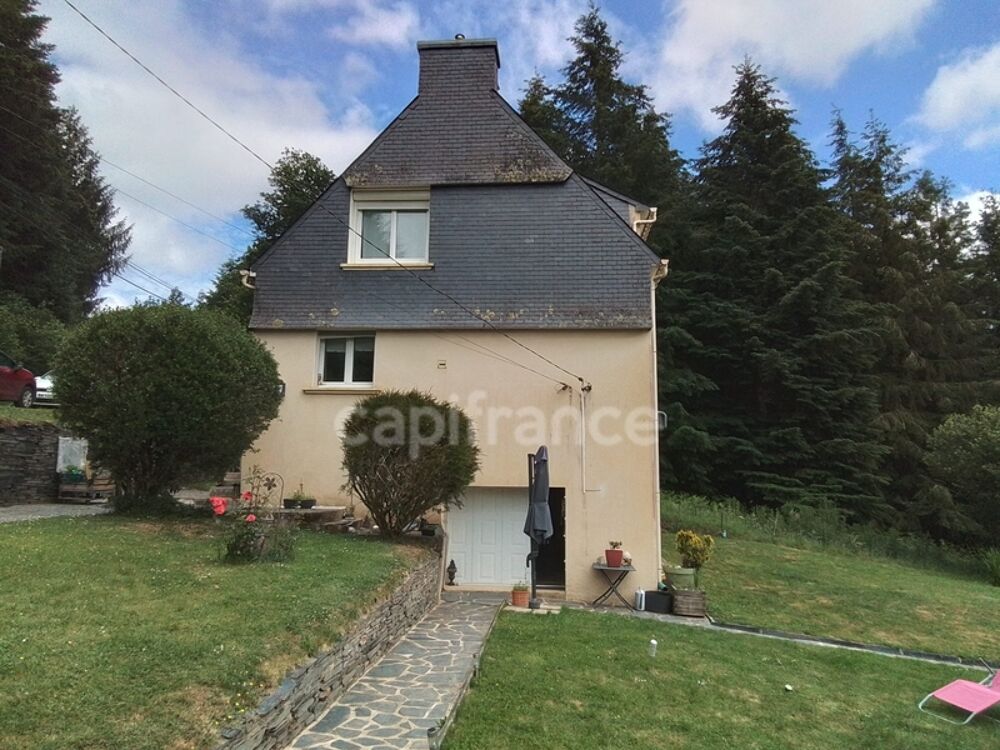 Maison rénovée 3 chambres  Vue dégagée  Sous sol complet - Sans vis à vis  Proche de Carhaix