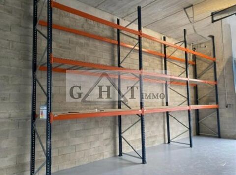 A LOUER A MARCOUSSIS UN ENTREPOT / BUREAUX DE 300 M&sup2; 2500 91460 Marcoussis