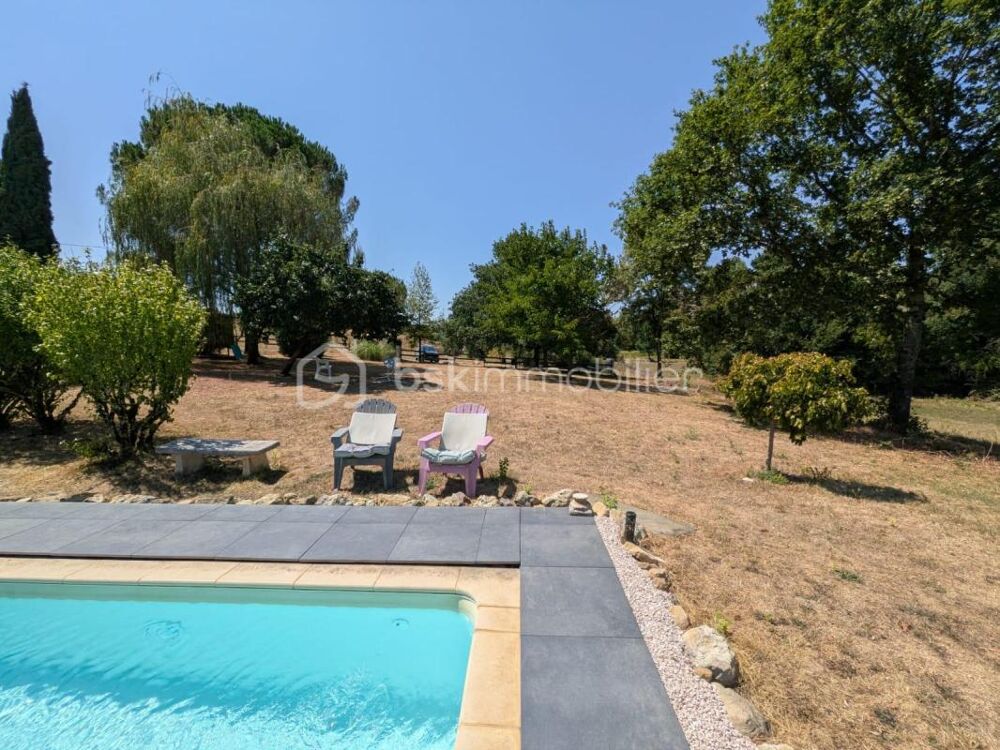 Maison 7 pièces 222m²