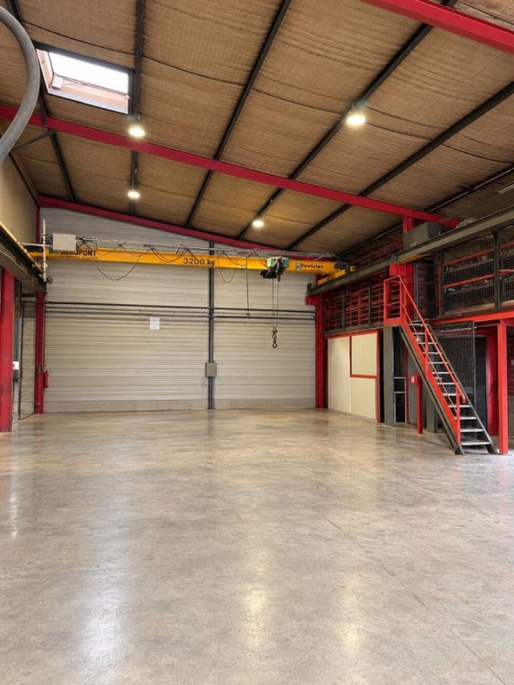   VENTE INVESTISSEUR - ENSEMBLE IMMOBILIER A VOCATION D ACTIVITE Montceau les mines