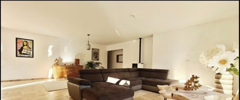 Vente Villa Maison à vendre 4 pièces LEZOUX (63) Lezoux