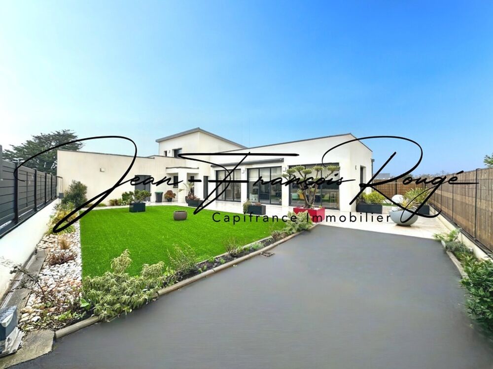 AGON-COUTAINVILLE, à 100 mètres de la plage, magnifique maison contemporaine de 2019 de 182 m²