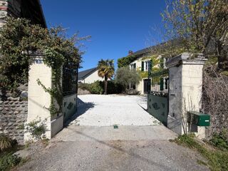Vente Maison Maison à vendre 10 pièces avec piscine, plus appartement séparé à BAZET (65) Bazet