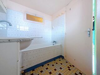 Vente Maison MAISON BOURG  A FORT POTENTIEL 84900EURO-7KM DE LA ROCHE POSAY 37290 CHAMBON La roche posay