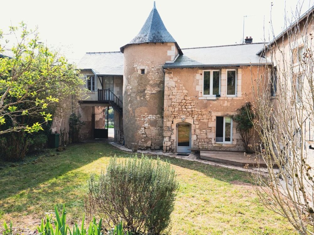 Belle demeure en pierre - 165 m2 sur un terrain de 2290 m2 - BONNEUIL MATOURS (86)