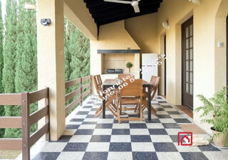  Maison  vendre 7 pices 215 m