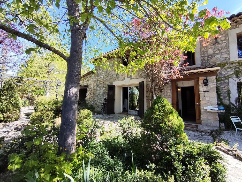 Superbe bastide du XVIII? siècle  Domaine de charme avec chambres dhôtes, gîte et restaurant d'été - Aux portes du Verdon