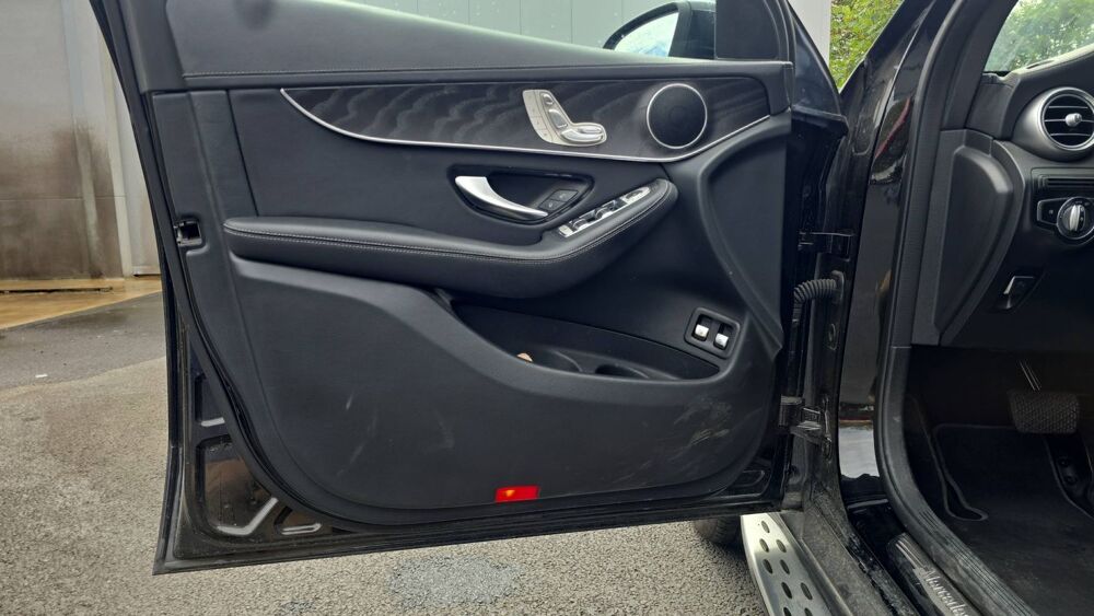 Classe GLC 300 e 320 EQ Power 4MATIC 9G-TRONIC Business Line 2022 occasion 92120 Montrouge
