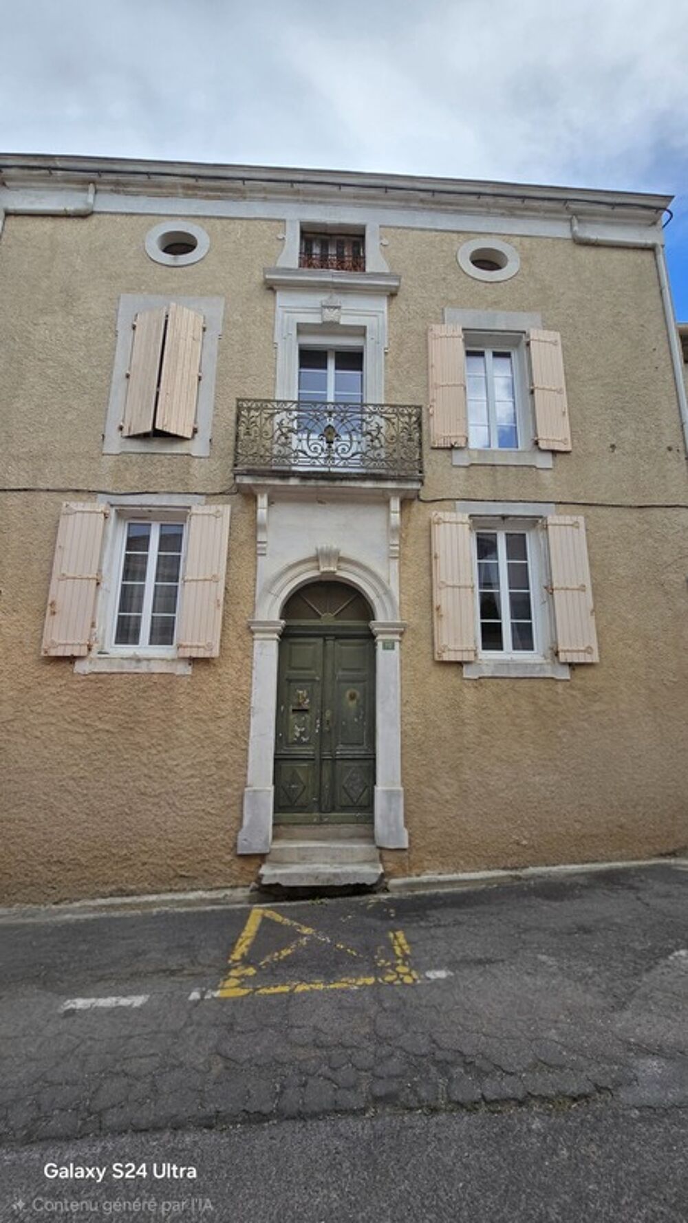 Maison 9 pièces 180 m² · à Quarante · 180 m² · 262 000 €