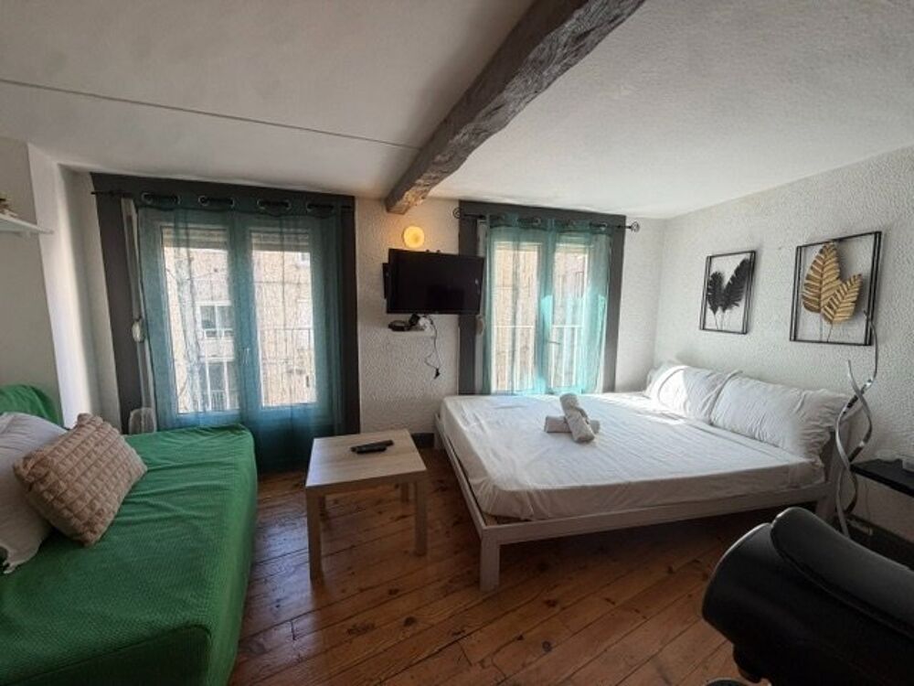 SAINT-ÉTIENNE  PLACE JEAN-JAURÈS  STUDIO MEUBLÉ  IDÉAL INVESTISSEUR