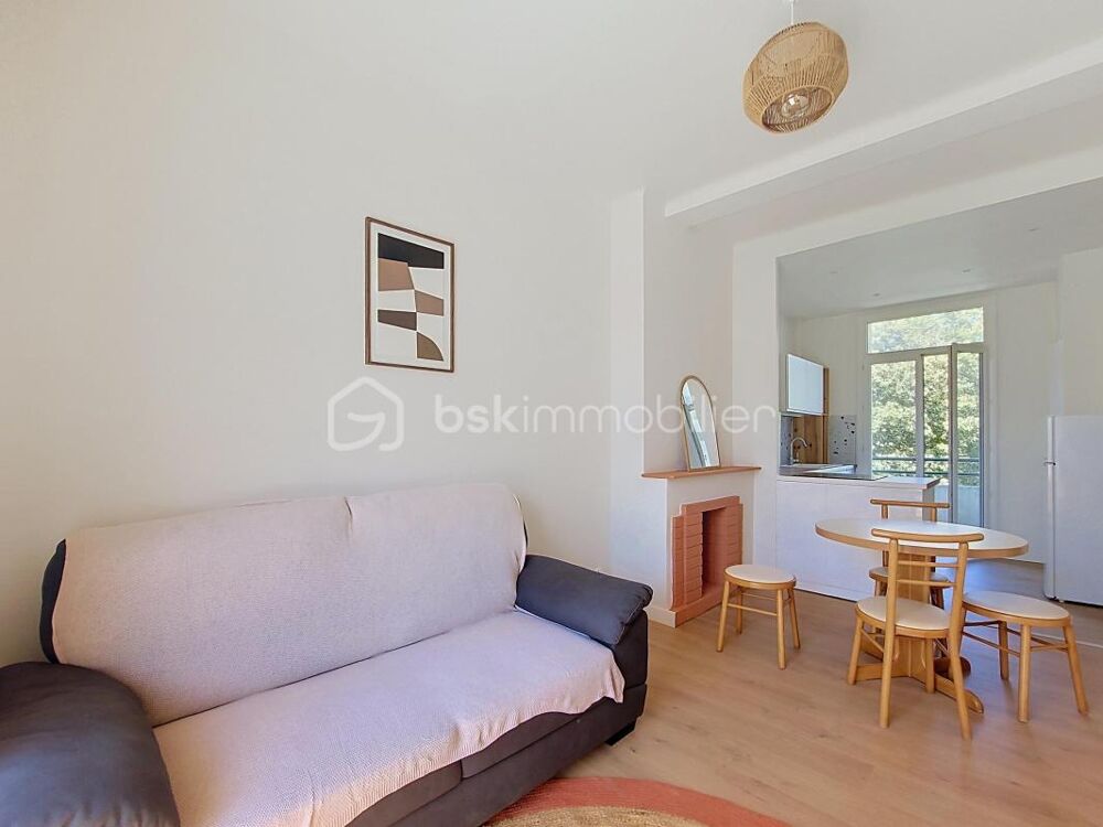 Vente Appartement Appartement rénové avec balcons, vendu meublé Toulon